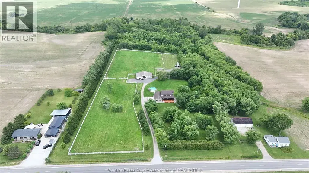 1418 County Rd 31, Lakeshore
